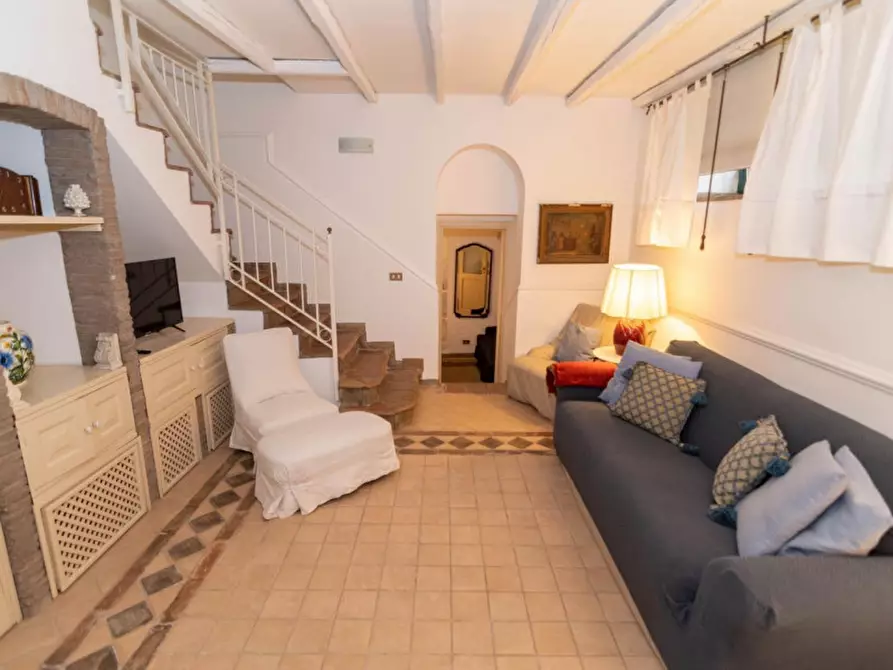 Immagine 16 di Appartamento in vendita  in Via Guarnaccia, 48, 95021 Aci Castello CT, Italia a Aci Castello