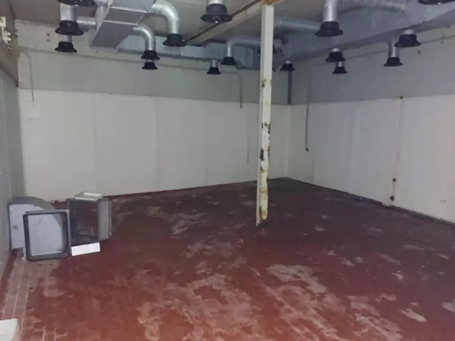 Immagine 13 di Capannone industriale in vendita  in Via La Spezia, N. 100 a Collecchio