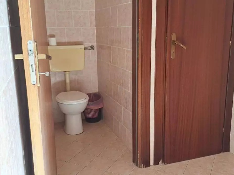 Immagine 9 di Magazzino in vendita  in via Perpignano, N. 307 a Palermo