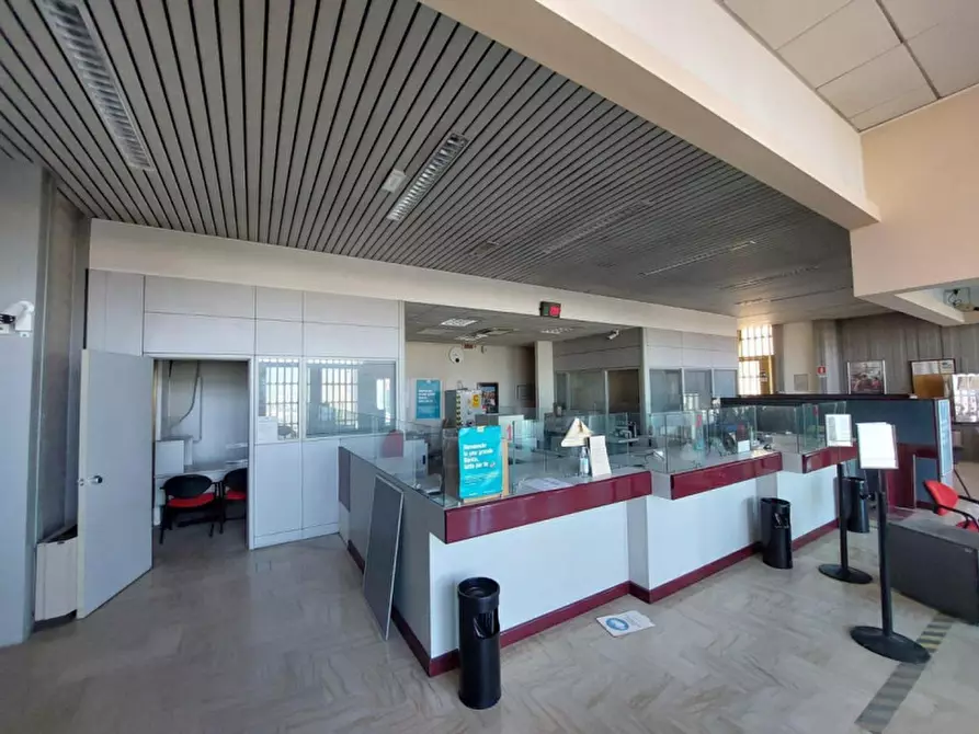 Immagine 3 di Palazzo in vendita  in VIA PINZON, N. 188 a Bellaria-Igea Marina