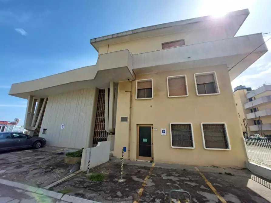 Immagine 5 di Palazzo in vendita  in VIA PINZON, N. 188 a Bellaria-Igea Marina