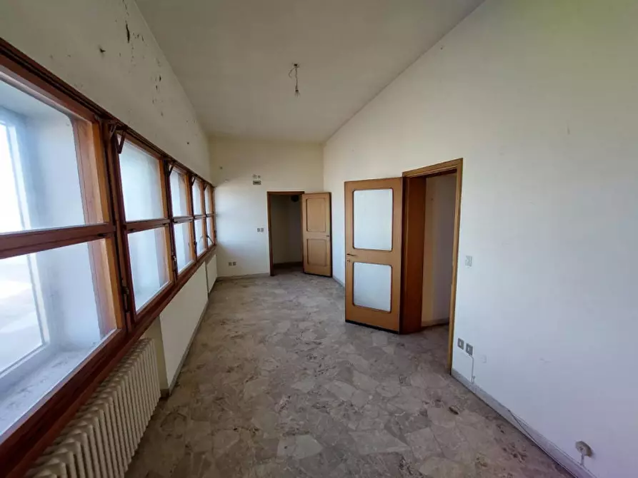 Immagine 6 di Palazzo in vendita  in VIA PINZON, N. 188 a Bellaria-Igea Marina