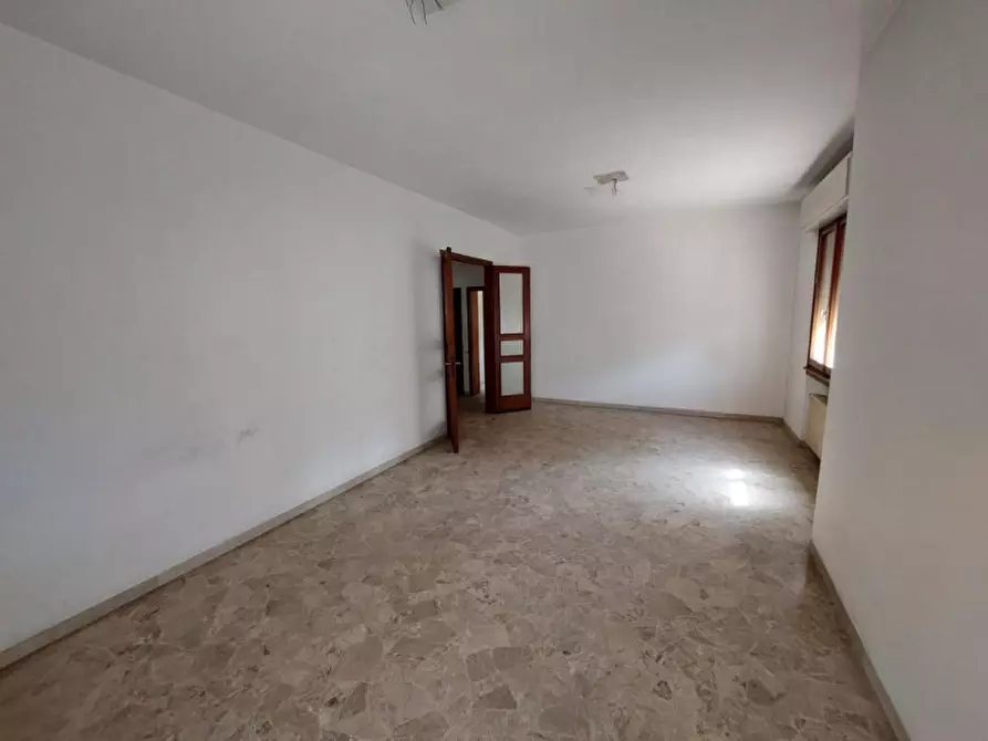 Immagine 9 di Palazzo in vendita  in VIA PINZON, N. 188 a Bellaria-Igea Marina