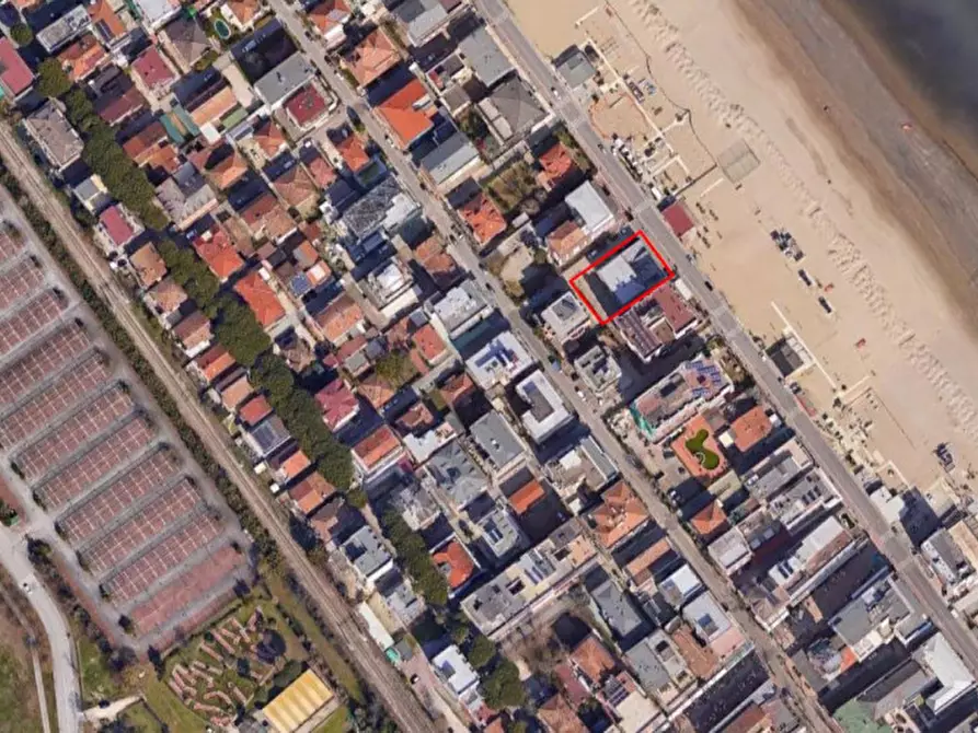 Immagine 21 di Palazzo in vendita  in VIA PINZON, N. 188 a Bellaria-Igea Marina