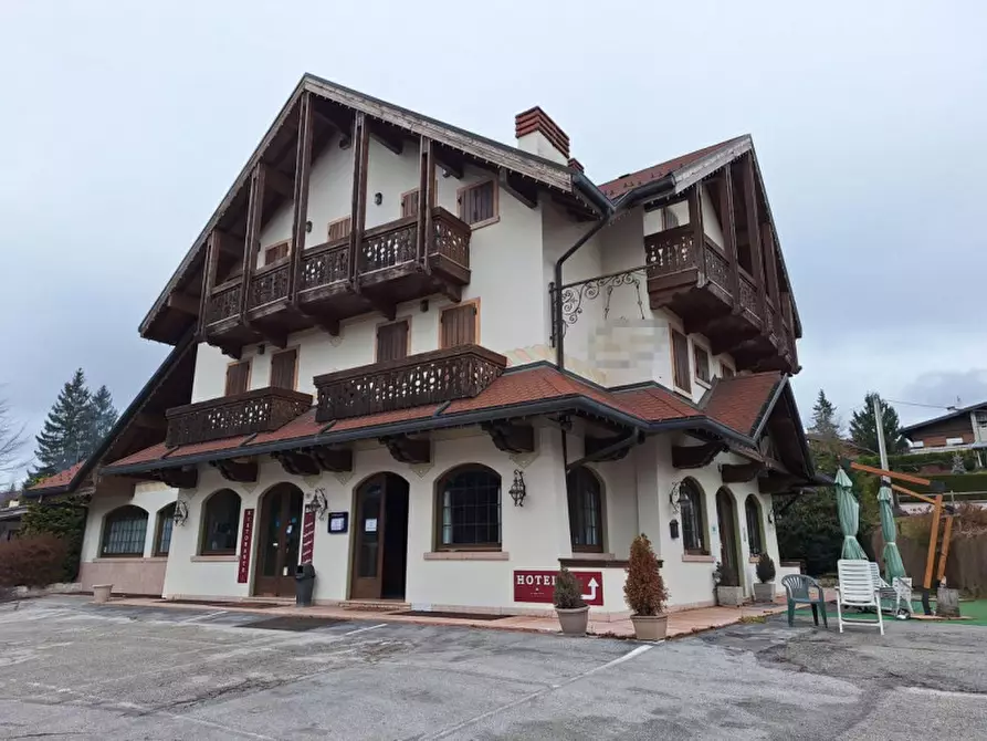Immagine 1 di Hotel in vendita  in via Colle del Gastagh, N. 2 a Gallio