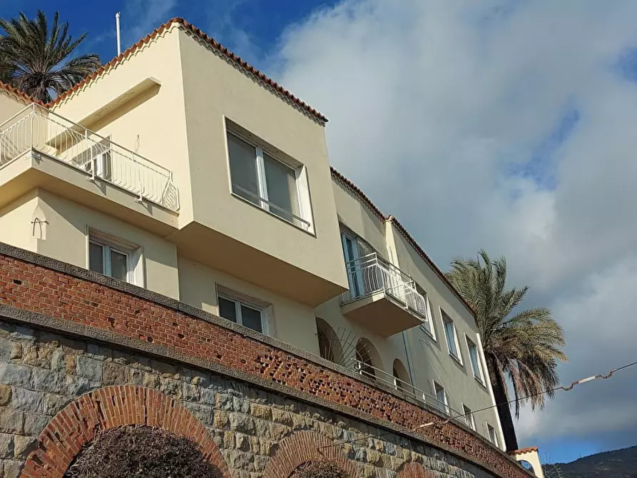 Immagine 4 di Appartamento in vendita  in Via Garnier, N. 54 a Bordighera