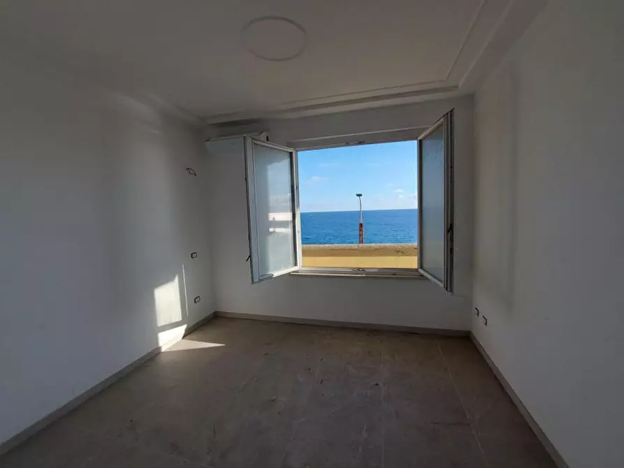 Immagine 14 di Appartamento in vendita  in Via Garnier, N. 54 a Bordighera