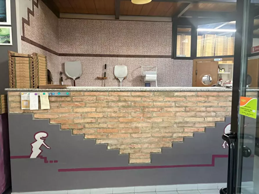 Immagine 5 di Attività commerciale in vendita  in Via Camillo Benso Conte di Cavour, 48033 Cotignola RA, Italia a Cotignola