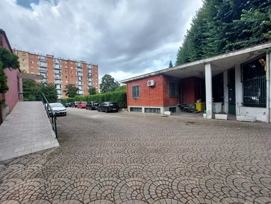 Immagine 2 di Villa in vendita  in Viale Emilia, 85, 20093 Cologno Monzese MI, Italia a Cologno Monzese