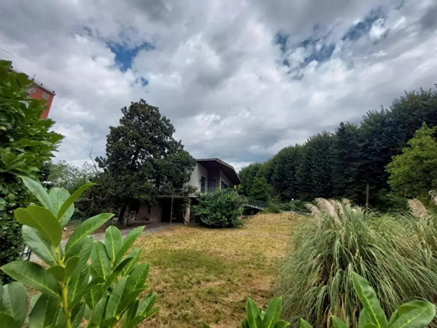 Immagine 6 di Villa in vendita  in Viale Emilia, 85, 20093 Cologno Monzese MI, Italia a Cologno Monzese