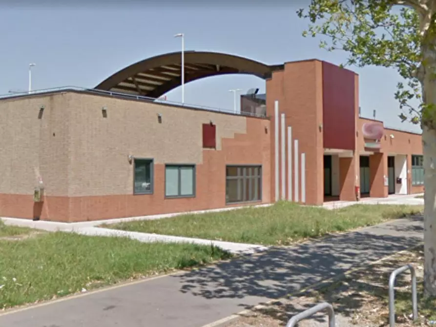 Immagine 3 di Negozio in vendita  in PIAZZA ILARIA ALPI, N. 25 a Nonantola