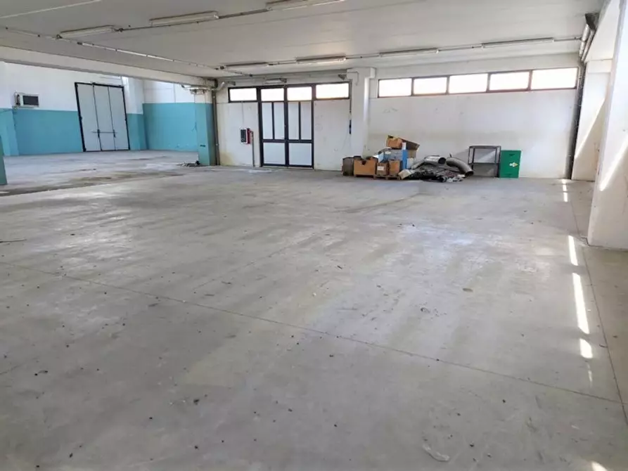 Immagine 11 di Capannone industriale in vendita  in Via Giuseppe Curioni, N. 4 a Galgagnano