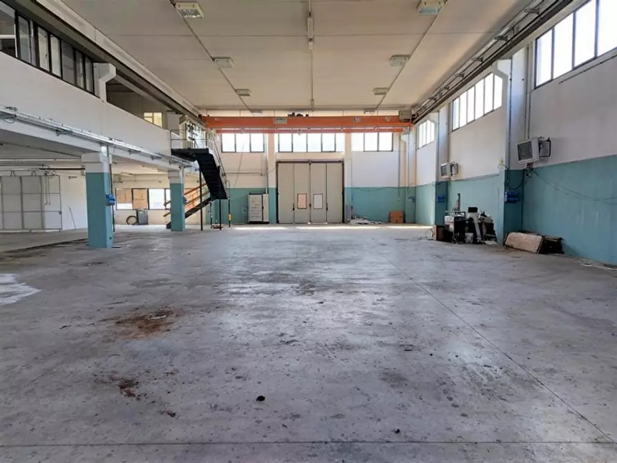 Immagine 12 di Capannone industriale in vendita  in Via Giuseppe Curioni, N. 4 a Galgagnano