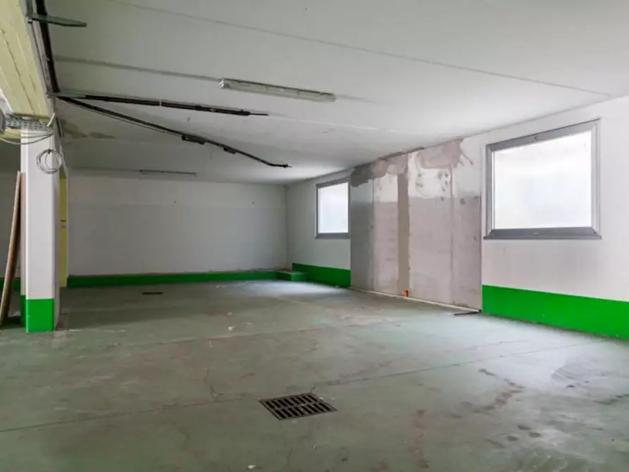 Immagine 9 di Negozio in vendita  in Via San Carlo, N. 12 a Castel Guelfo Di Bologna