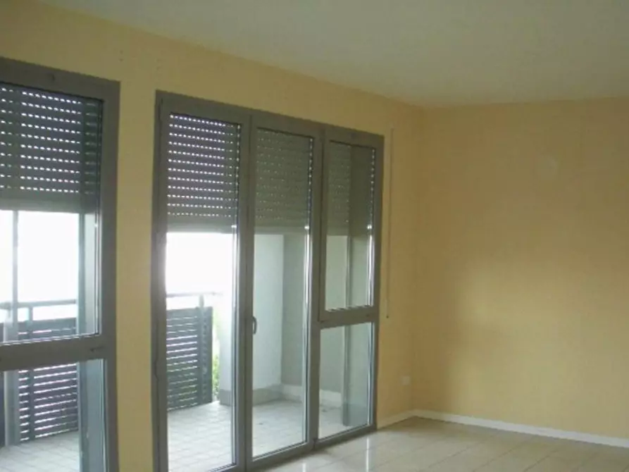 Immagine 16 di Negozio in vendita  in Via San Carlo, N. 12 a Castel Guelfo Di Bologna