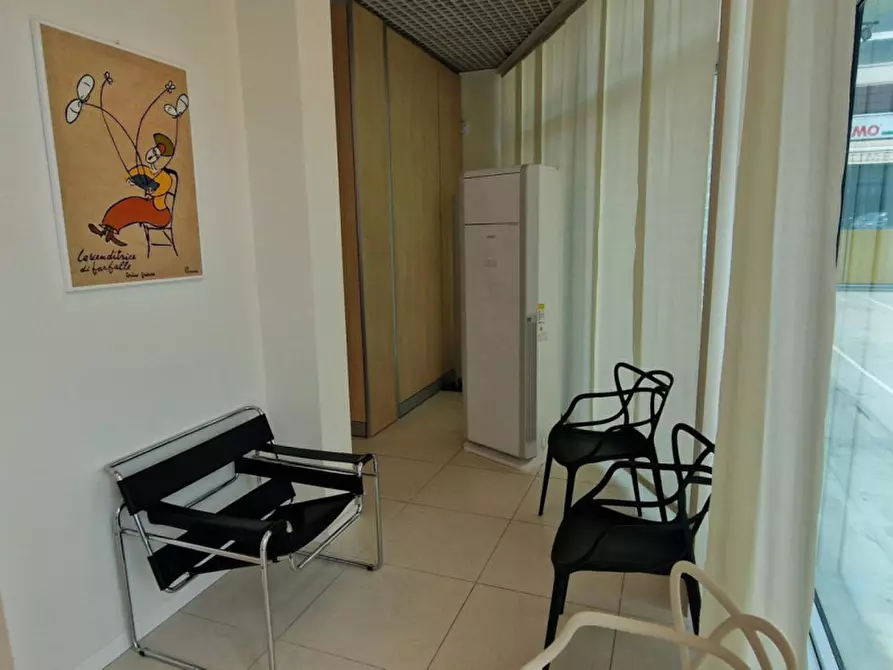 Immagine 12 di Ufficio in vendita  in Viale Portofino, 2, 47838 Riccione RN, Italia a Riccione