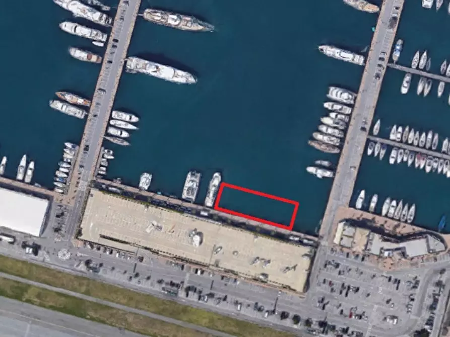 Immagine 3 di Posto auto in vendita  in Porto turistico Marina di Genova Aeroporto, N. Snc a Genova