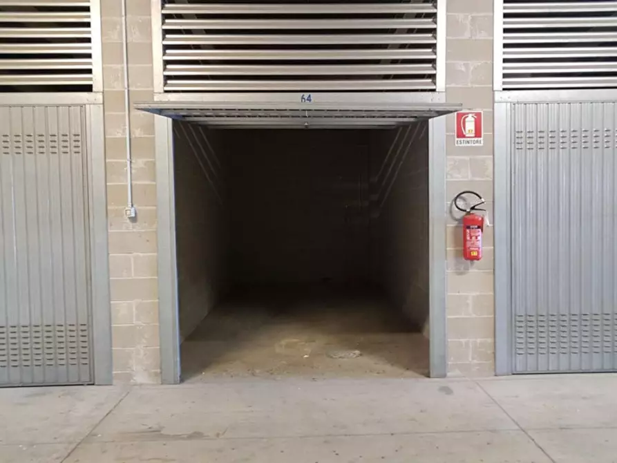 Immagine 6 di Posto auto in vendita  in Porto turistico Marina di Genova Aeroporto, N. Snc a Genova