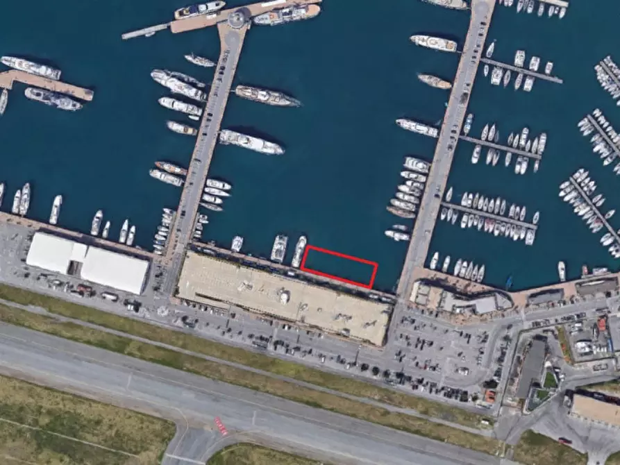 Immagine 18 di Posto auto in vendita  in Porto turistico Marina di Genova Aeroporto, N. Snc a Genova