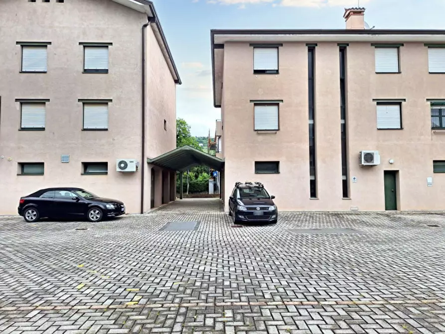 Immagine 2 di Posto auto in vendita  in Viale Venezia Giulia, N. snc a Cormons