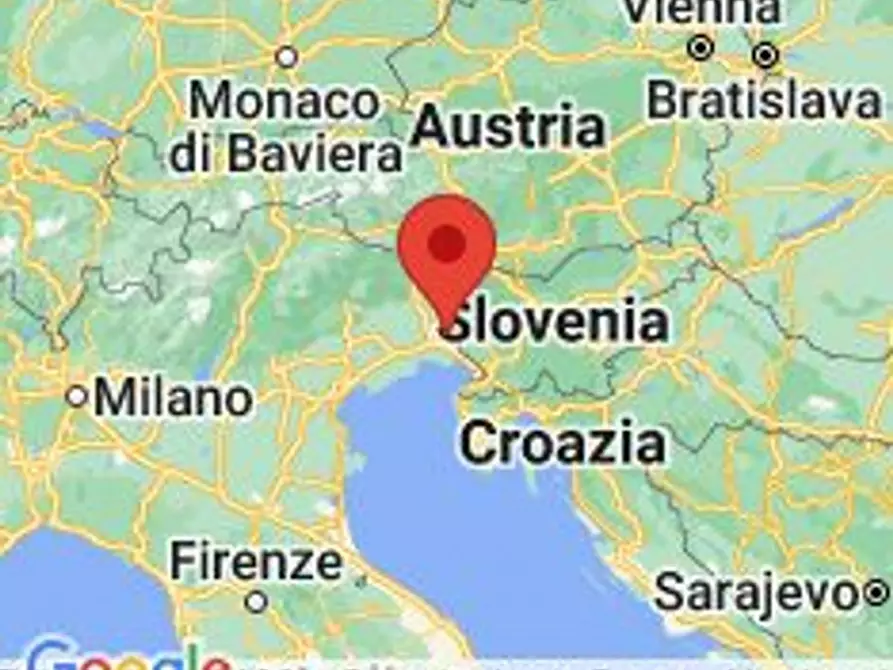 Immagine 8 di Posto auto in vendita  in Viale Venezia Giulia, N. snc a Cormons