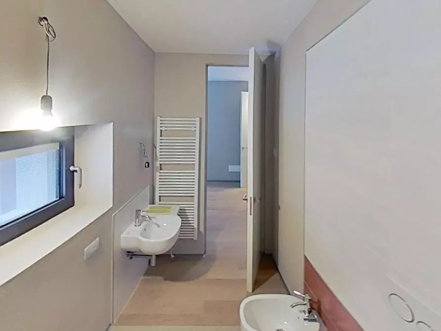 Immagine 8 di Appartamento in vendita  in Viale Pubblico Passeggio, 42, 29121 Piacenza PC, Italia a Piacenza