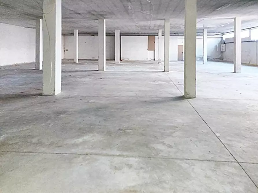 Immagine 8 di Capannone industriale in vendita  in via Monza, N. 8 a Rovellasca