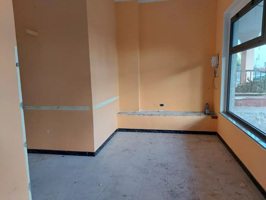Immagine 5 di Negozio in vendita  in Via Lucania, N. snc a Carbonia