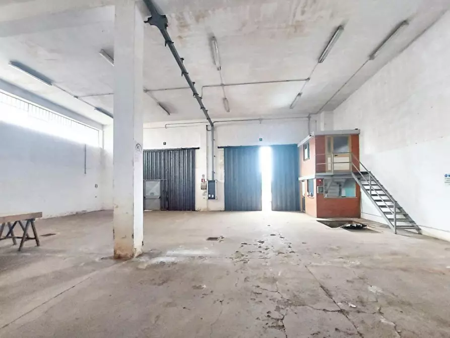 Immagine 13 di Capannone industriale in vendita  in Viale Piemonte, N. 82 a Fondi