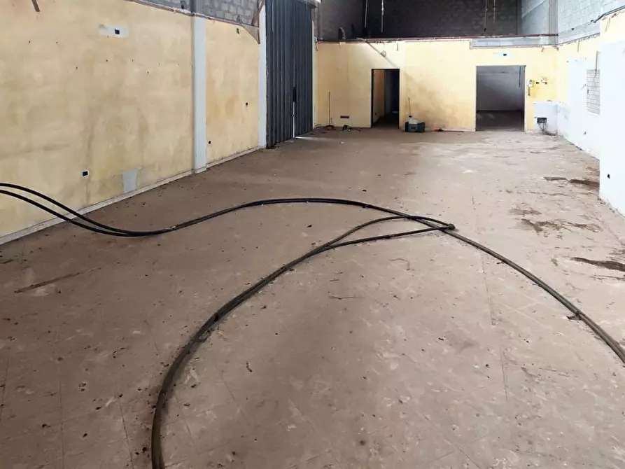 Immagine 18 di Capannone industriale in vendita  in Viale Piemonte, N. 82 a Fondi