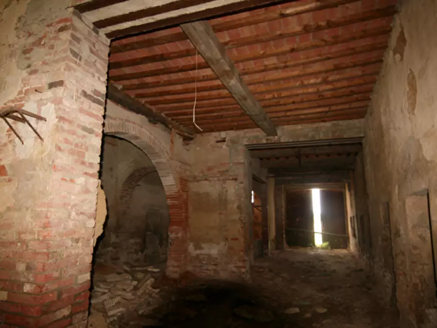 Immagine 10 di Rustico / casale in vendita  a Sinalunga