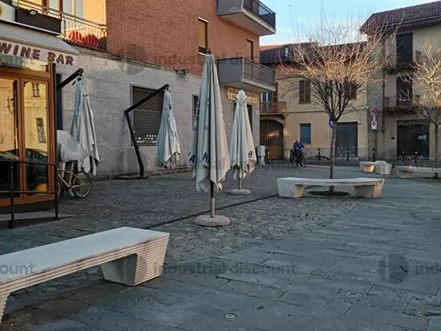 Immagine 2 di Negozio in vendita  in Volpiano, N. snc a Volpiano