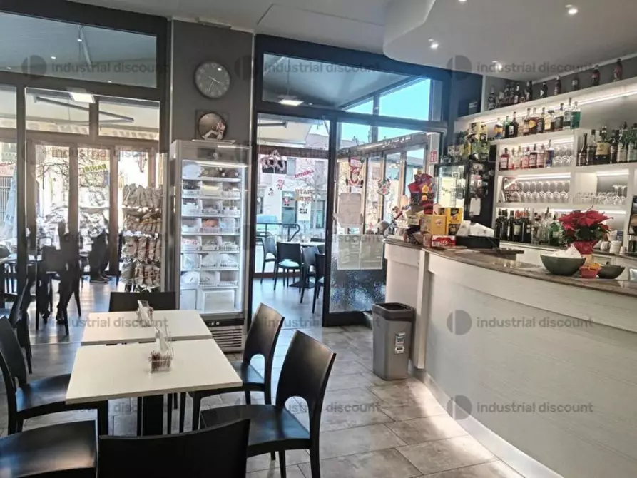 Immagine 9 di Negozio in vendita  in Volpiano, N. snc a Volpiano