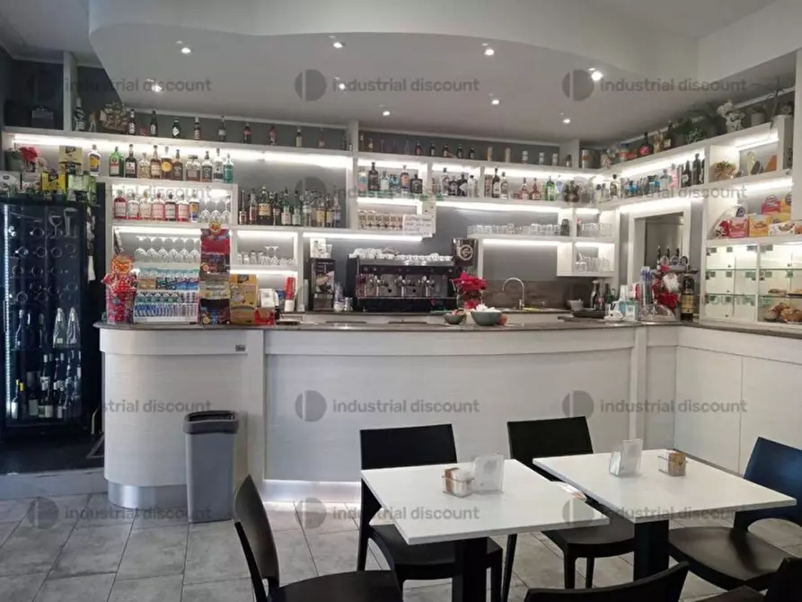 Immagine 11 di Negozio in vendita  in Volpiano, N. snc a Volpiano