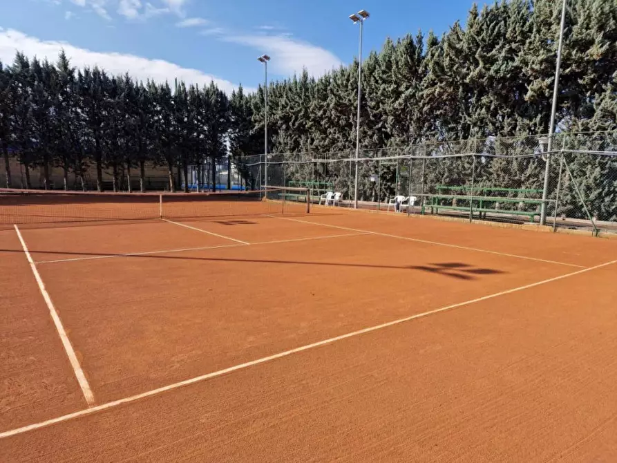 Immagine 16 di Attività commerciale in vendita  in zona periferica a Foggia