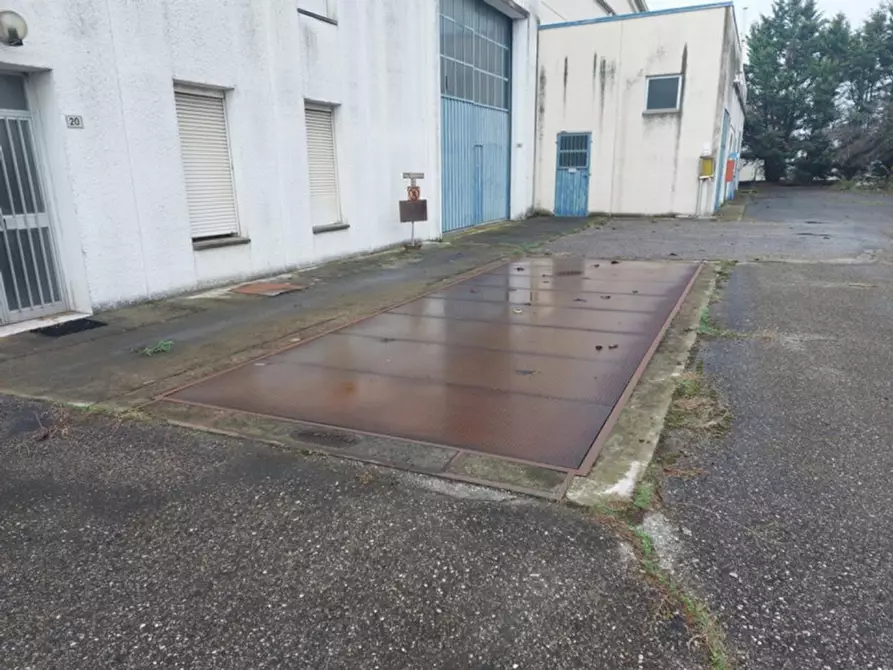 Immagine 6 di Capannone industriale in vendita  in Via Antonio Gramsci, N. 18-20 a Molinella