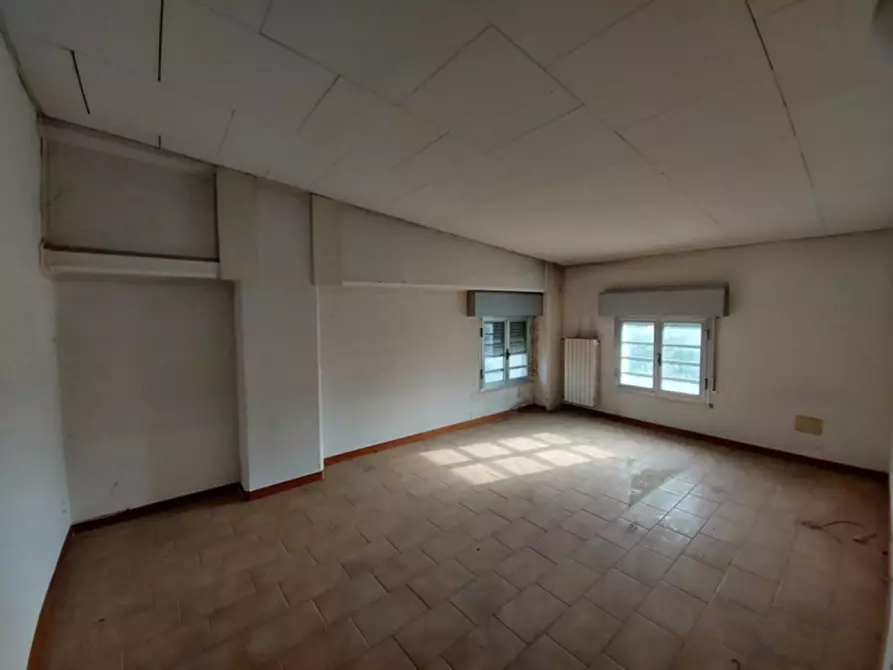 Immagine 20 di Capannone industriale in vendita  in Via Antonio Gramsci, N. 18-20 a Molinella