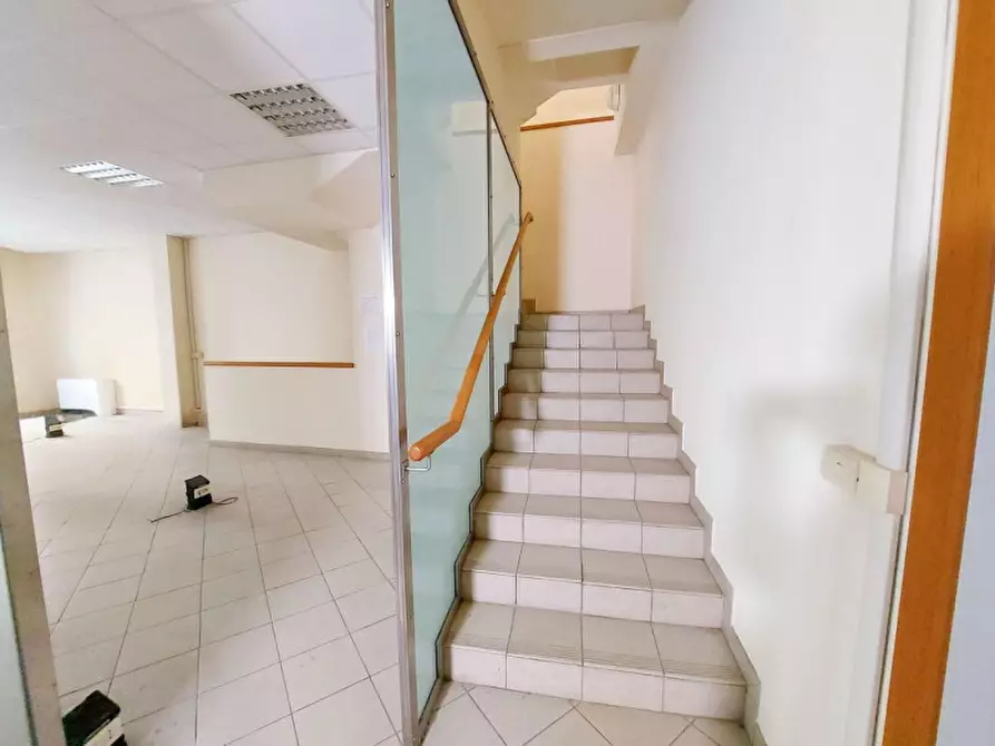 Immagine 5 di Ufficio in vendita  in Via S. Isaia, N. 6/2 a Bologna