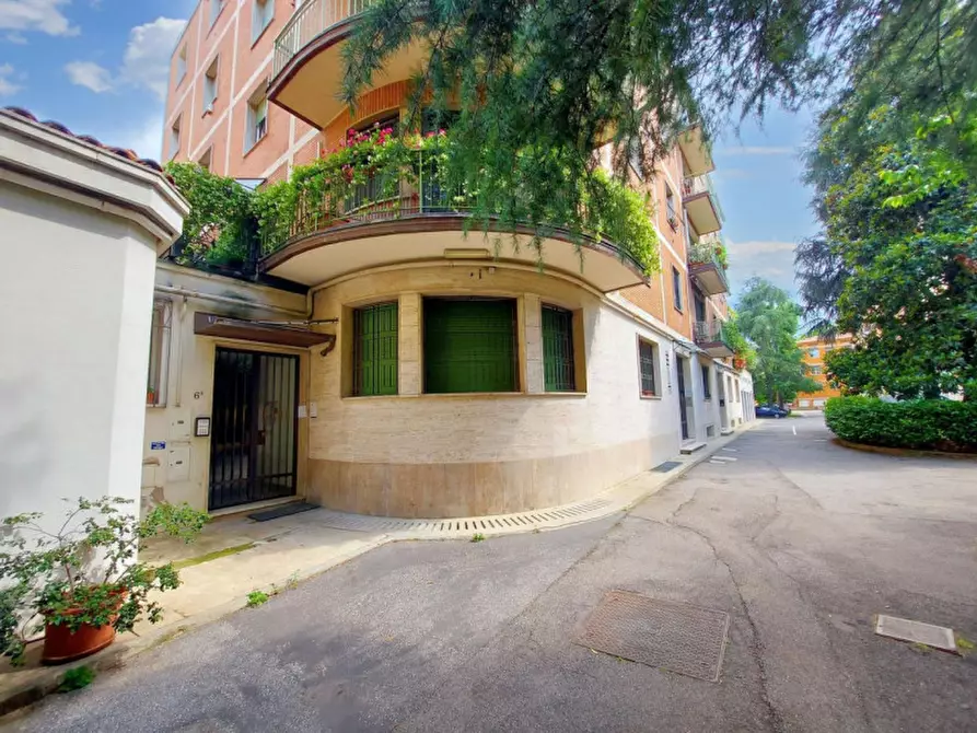 Immagine 7 di Ufficio in vendita  in Via S. Isaia, N. 6/2 a Bologna