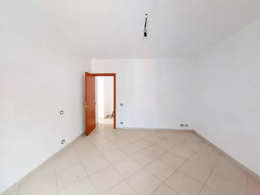 Immagine 4 di Appartamento in vendita  in Piazza Garibaldi, N. 4 a Borzonasca