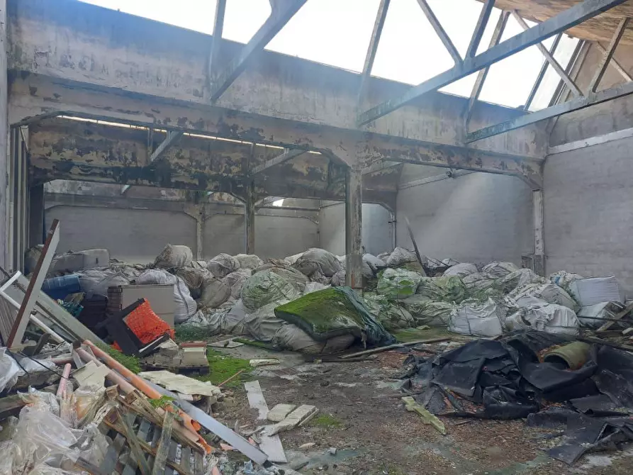 Immagine 5 di Capannone industriale in vendita  in Via Evangelista Torricelli, N. 5,6,7 a Vercelli