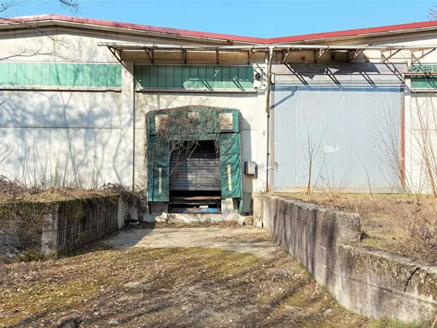 Immagine 4 di Capannone industriale in vendita  in Frazione Molinetto, N. 6 a Strona