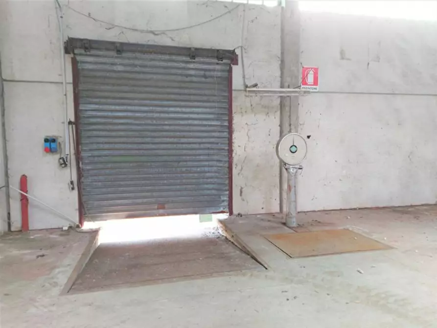 Immagine 14 di Capannone industriale in vendita  in Frazione Molinetto, N. 6 a Strona