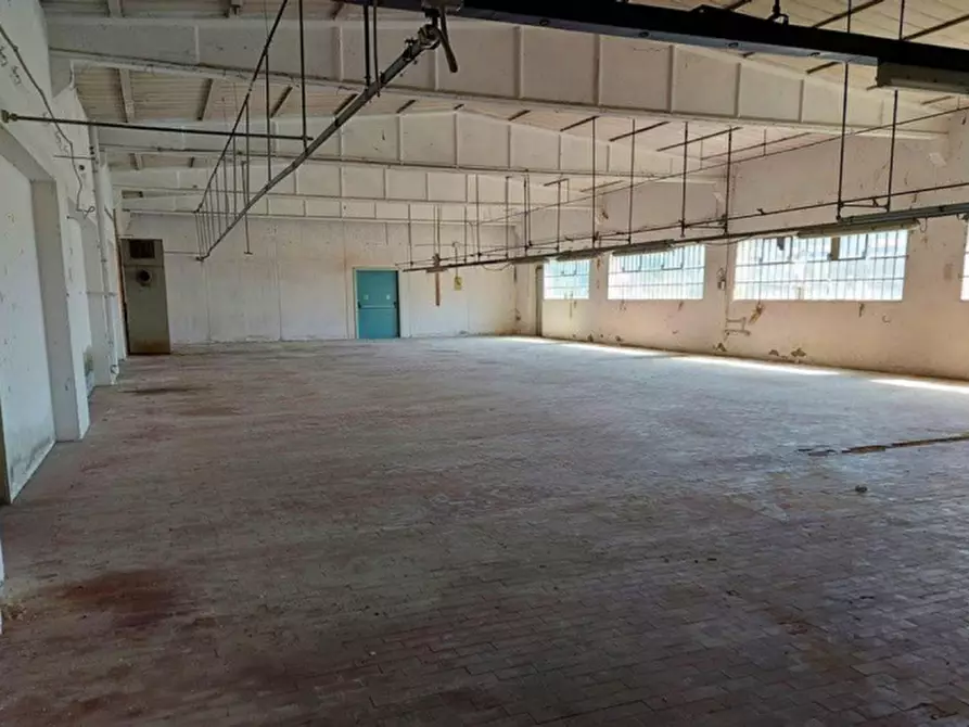 Immagine 7 di Capannone industriale in vendita  in Montecastelli, N. 4 a Umbertide