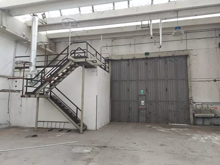 Immagine 21 di Capannone industriale in vendita  in Via Fornace, N. 3 a Isola Dovarese