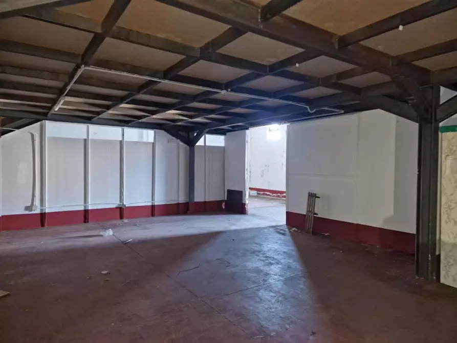 Immagine 2 di Capannone industriale in vendita  in Contrada Targia S.S. 11, N. snc a Siracusa