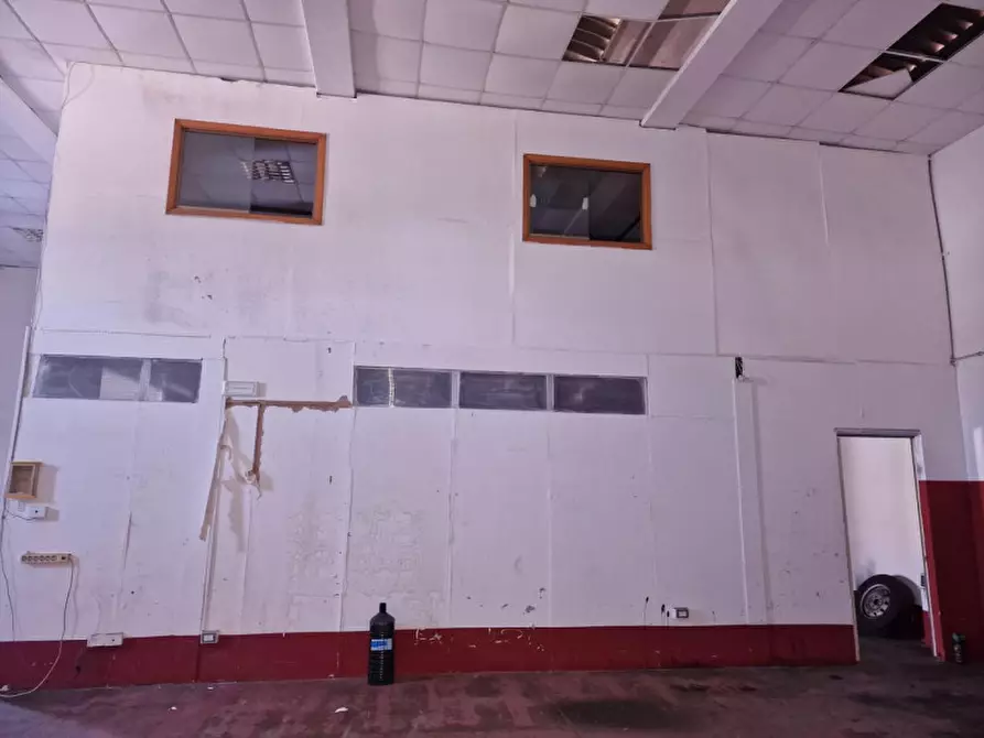 Immagine 5 di Capannone industriale in vendita  in Contrada Targia S.S. 11, N. snc a Siracusa