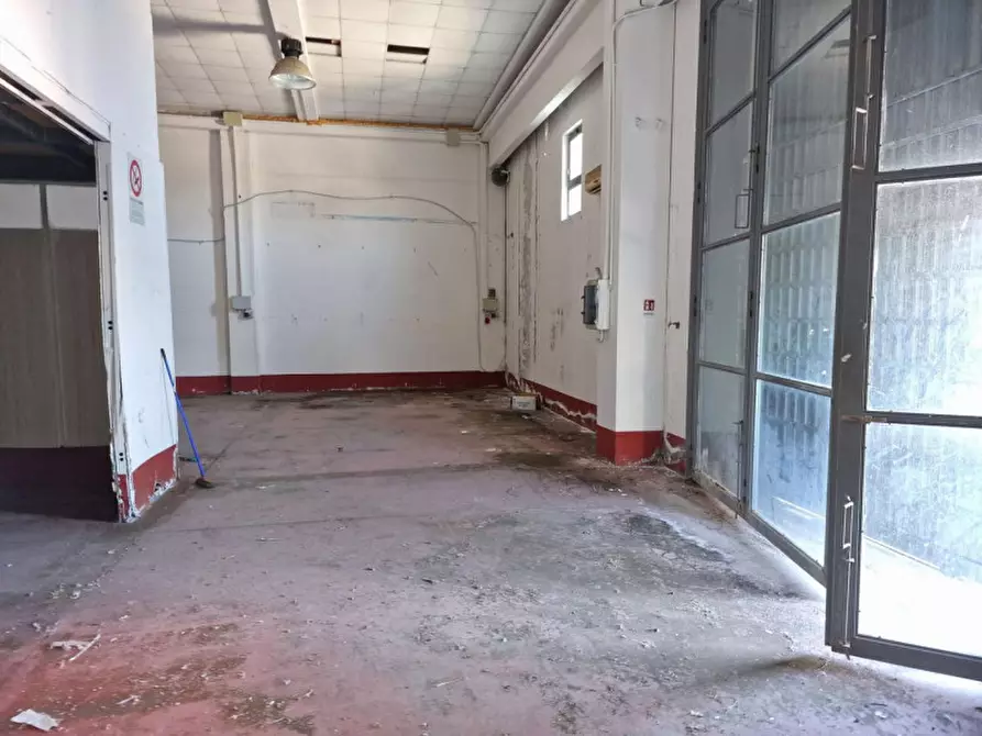 Immagine 7 di Capannone industriale in vendita  in Contrada Targia S.S. 11, N. snc a Siracusa