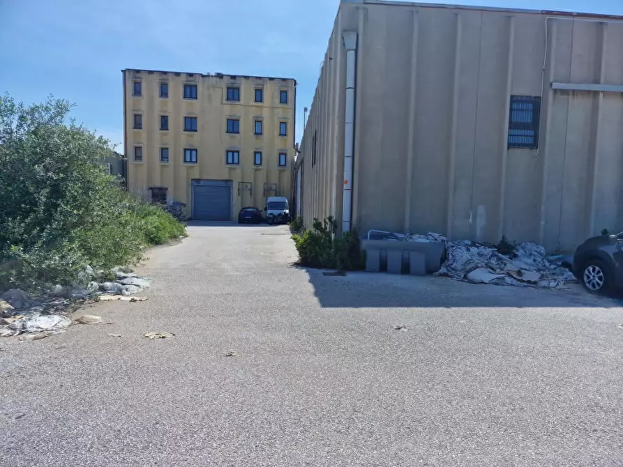Immagine 14 di Capannone industriale in vendita  in Contrada Targia S.S. 11, N. snc a Siracusa