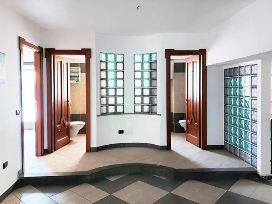 Immagine 6 di Ufficio in vendita  in Piazza Veneto, N. snc a Nuoro